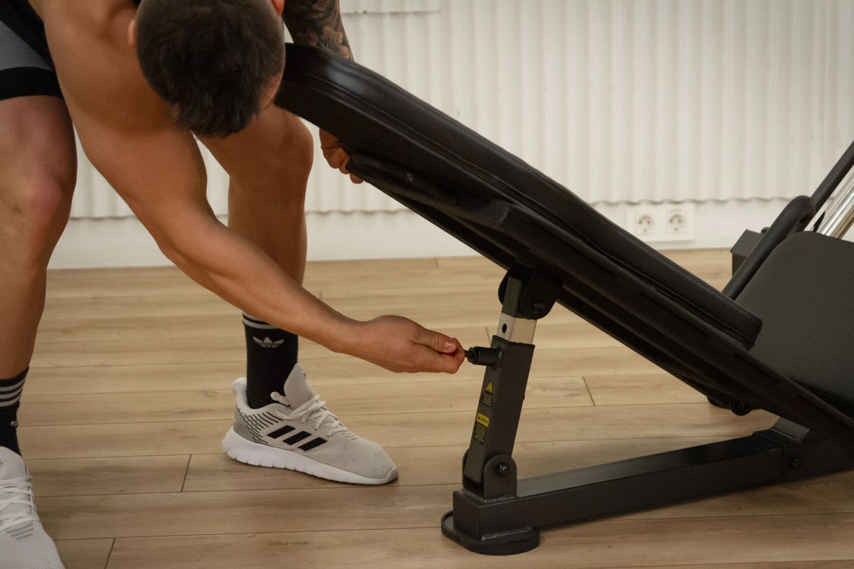 BH FITNESS G530 HACK SQUAT / LEG PRESS COMBO